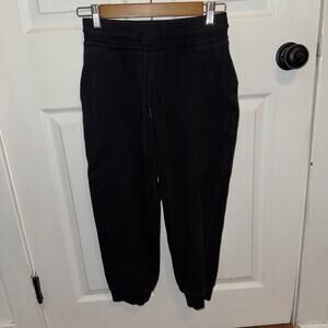Lululemon‎ Scuba High-Rise Cropped Jogger Black Size 4 Women’s